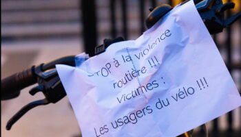 Cycliste tué à Paris : l'automobiliste mis en examen pour meurtre, il donne sa version des faits