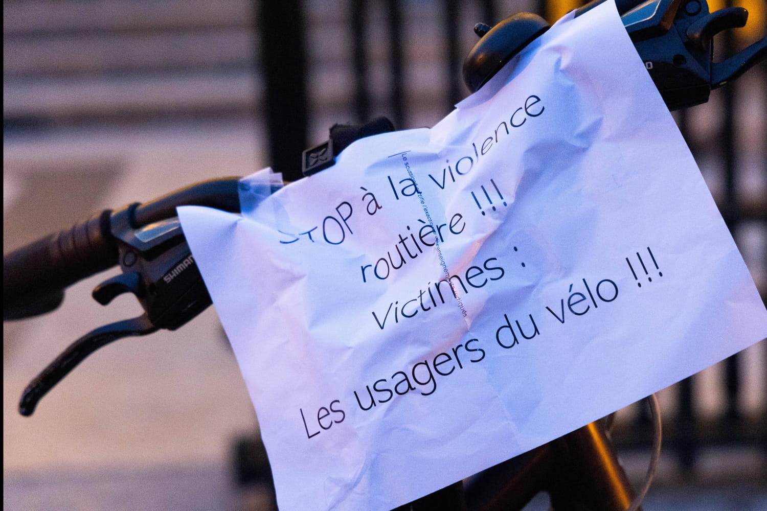 Cycliste tué à Paris : l'automobiliste mis en examen pour meurtre, il donne sa version des faits