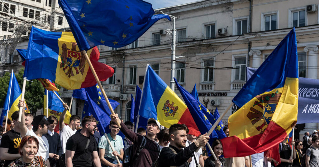 La Moldavie affirme avoir arrêté des perturbateurs prorusses juste avant les élections