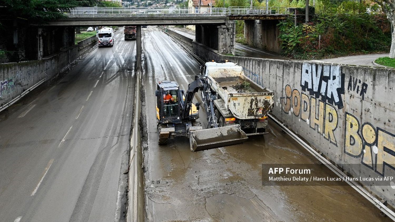 Inondations : l'autoroute A47 entre Lyon et Saint-Étienne rouvrira samedi dès 6h, la circulation des trains interrompue pour plusieurs jours