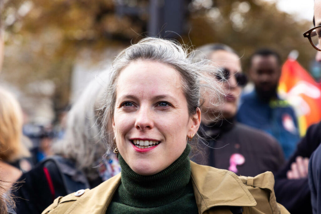 Lucie Castets renonce à être candidate à la législative partielle dans l’Isère