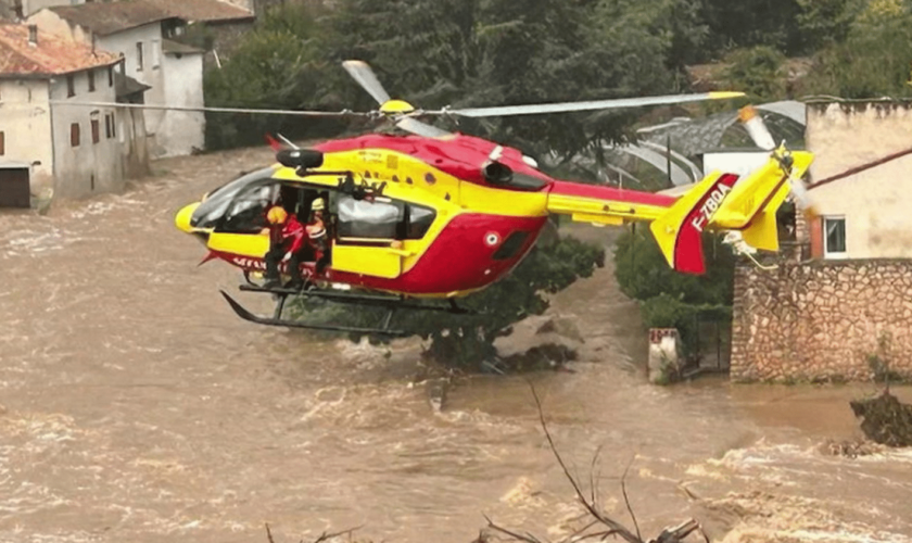 Crues et inondations dans le Centre-Est : des villes submergées et des évacuations