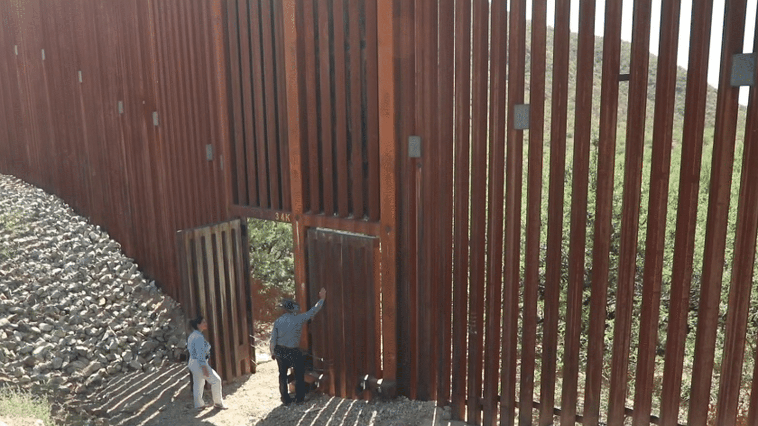 Présidentielle américaine : le mur à la frontière mexicaine, symbole du thème central de l'immigration