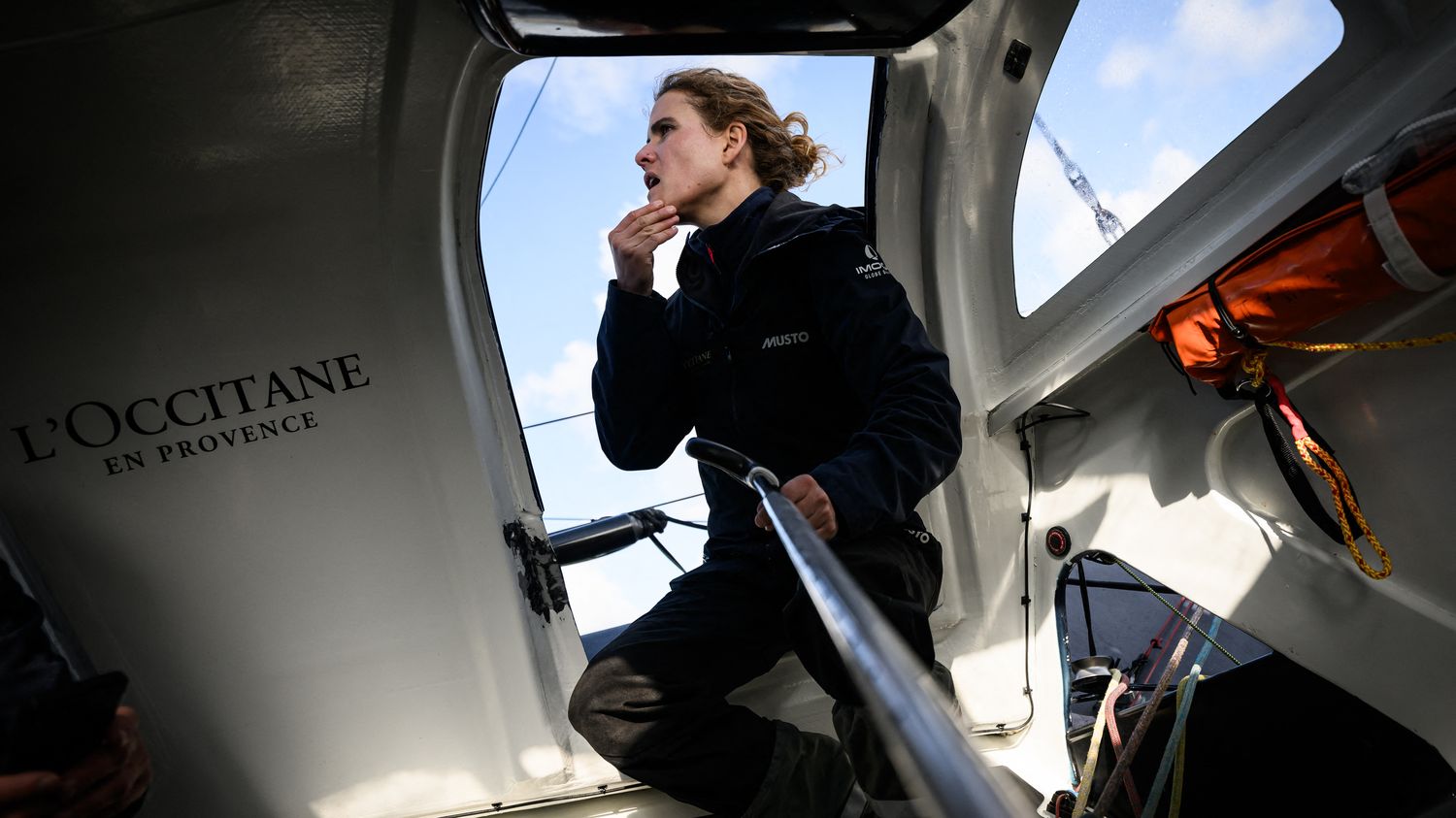 Vendée Globe 2024 : après des mois de tempêtes, Clarisse Crémer à l'assaut de son deuxième tour du monde et d'une "aventure intime"