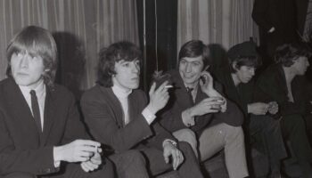 Sièges arrachés, vitrines brisées… En 1964, les Rolling Stones retournaient l’Olympia pour leur premier concert en France