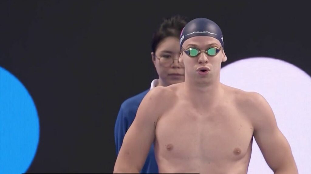 Natation : pour son retour, Léon Marchand bat un record de France