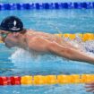 VIDEO. Coupe du monde de natation : inarrêtable, Léon Marchand remporte le 200 m 4 nages et signe un nouveau record d'Europe