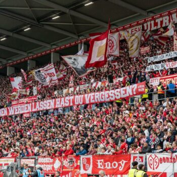 Mainzer Fans protestieren gegen Klub-Idol Klopp