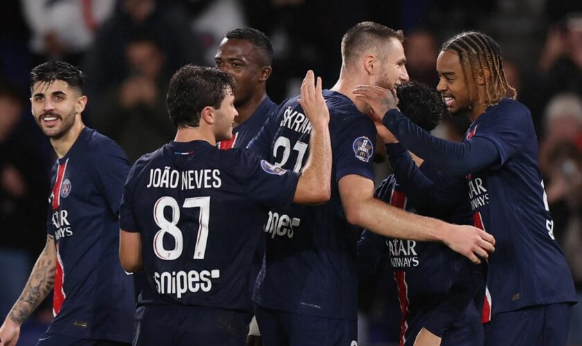 Ligue 1 : malgré une équipe remaniée, le PSG s’impose sans trembler contre Strasbourg