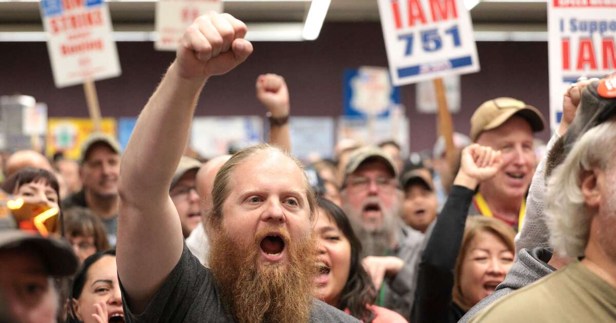 Accord de principe entre syndicat et direction pour mettre fin à la grève chez Boeing