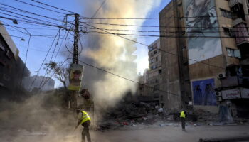 EN DIRECT - Proche-Orient : deux immeubles bombardés dans la banlieue sud de Beyrouth après un appel à évacuer