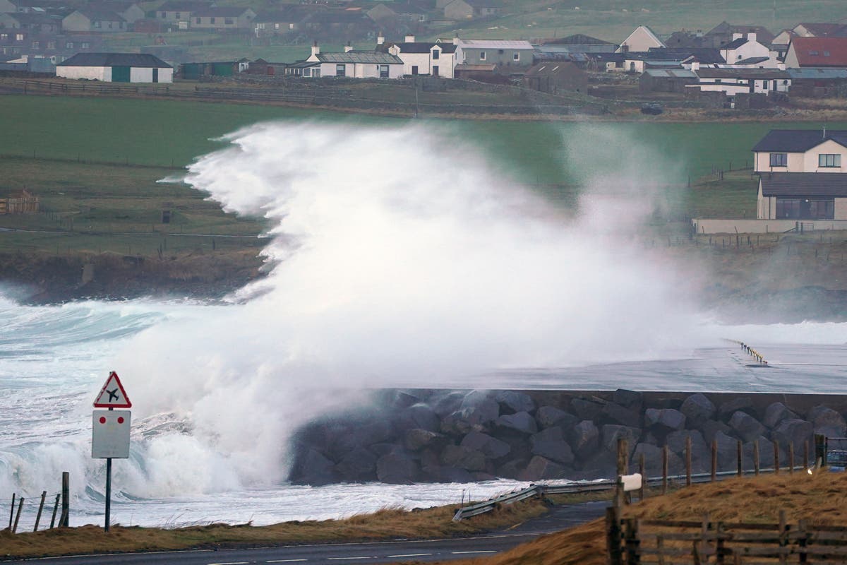 Storm Ashley latest: More than 40 flood warnings in place as ‘explosive’ storm hits parts of UK