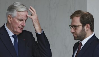 Gouvernement Barnier : entre couacs, menaces de démission et préparation du budget, un premier mois sous tension