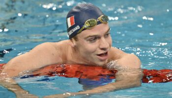 VIDEO. Coupe du monde de natation : Léon Marchand s'impose sur le 400 m 4 nages avec le record de France en prime