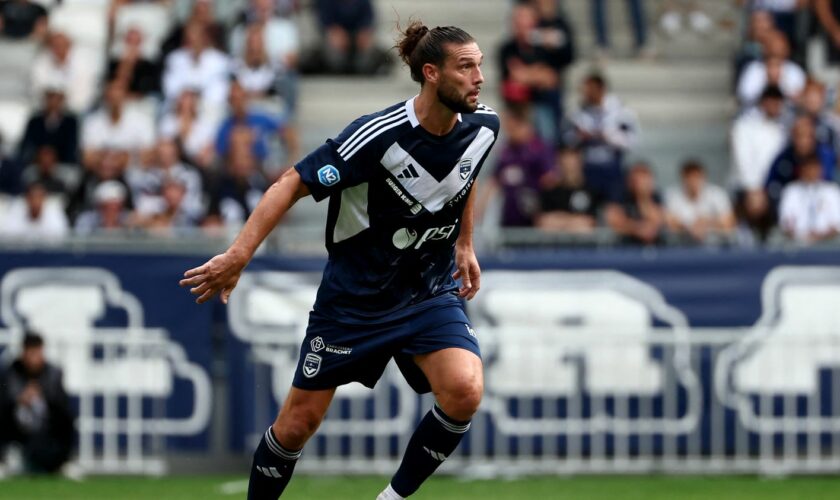 VIDEO. Football : Bordeaux, une page blanche et un nouveau départ en quatrième division