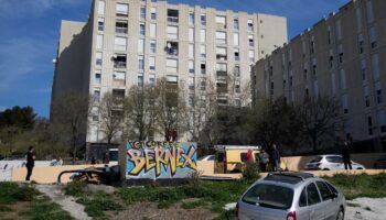 Opération «Place nette», enquête ouverte, pas encore d’interpellation… Ce que l’on sait de l’agression de deux policiers à Marseille