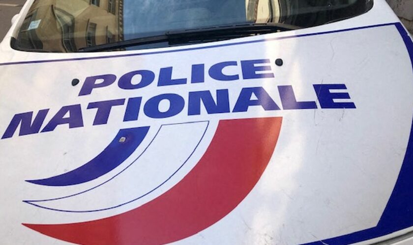 Un corps et un marteau ensanglanté retrouvés dans un appartement à Vénissieux