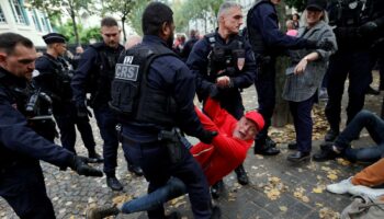 À Montmartre, les boulistes du club de pétanque ont été expulsés