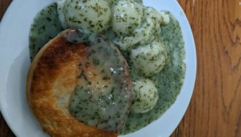 'The original fast food': Pie and Mash campaign to get 'cracking' meal protected status