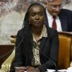 La députée LFI Nadège Abomangoli devient la première femme noire à présider une séance à l'Assemblée, à l'occasion de l'examen du budget 2025