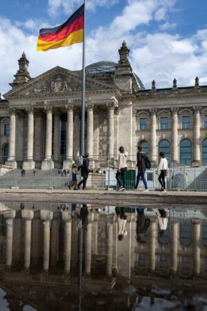 Bundeshaushalt 2025: Unionspolitiker wollen Neuwahlen bei Scheitern der Haushaltsberatungen