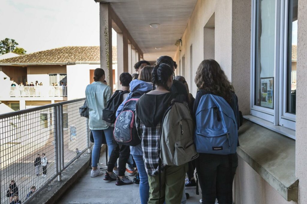 Groupe de niveau au collège : la ministre envisage une alternative en 4e et 3e l’an prochain