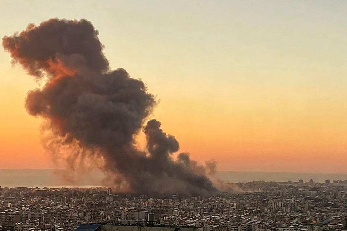 Guerre au Liban : 13 morts et 57 blessés dans une frappe israélienne près d’un hôpital de Beyrouth