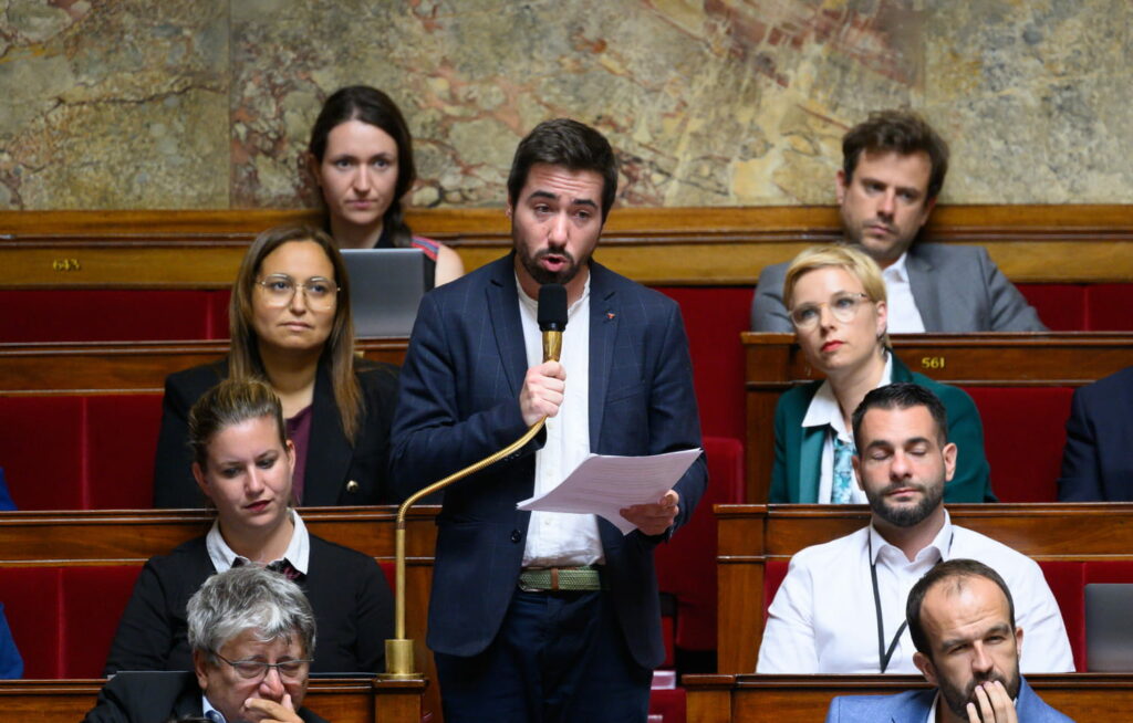 Un député LFI accro à la 3-MMC : quelle est cette drogue présentée comme la "nouvelle cocaïne" ?