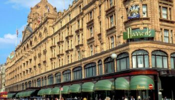 Man 'kidnapped and sexually assaulted' girl, 9, separated from parents outside Harrods