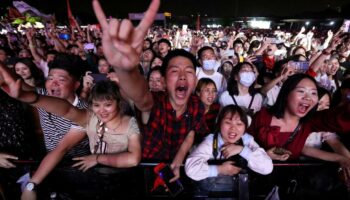 Un manuel chinois décrit le rock comme une “menace” occidentale, et s’attire des moqueries