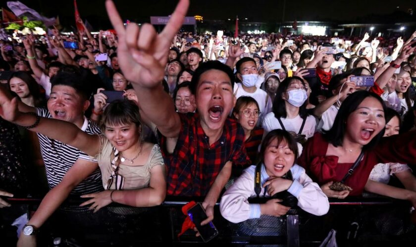 Un manuel chinois décrit le rock comme une “menace” occidentale, et s’attire des moqueries