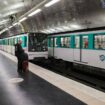 Le parquet ouvre une enquête pour un maillot « anti-juif » dans le métro parisien