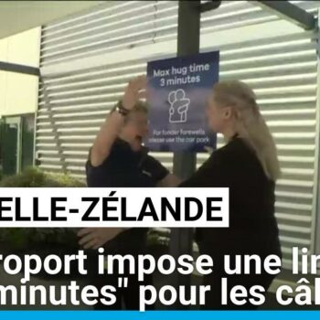 Nouvelle-Zélande : un aéroport impose une limite de "3 minutes" pour les câlins