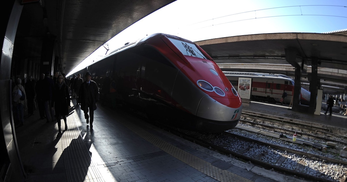 Sur les quais de la gare de Rome-Termini le 24 novembre 2011