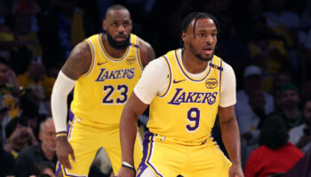 NBA : l’entrée commune et historique de LeBron James et son fils Bronny avec les Los Angeles Lakers