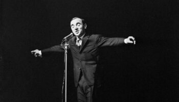 Le jour où la carrière de Charles Aznavour a basculé avec "Je m'voyais déjà"