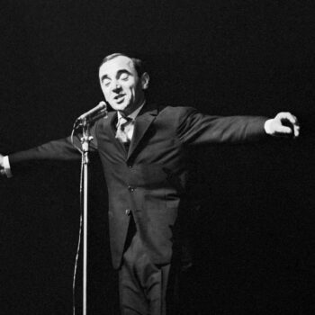 Le jour où la carrière de Charles Aznavour a basculé avec "Je m'voyais déjà"