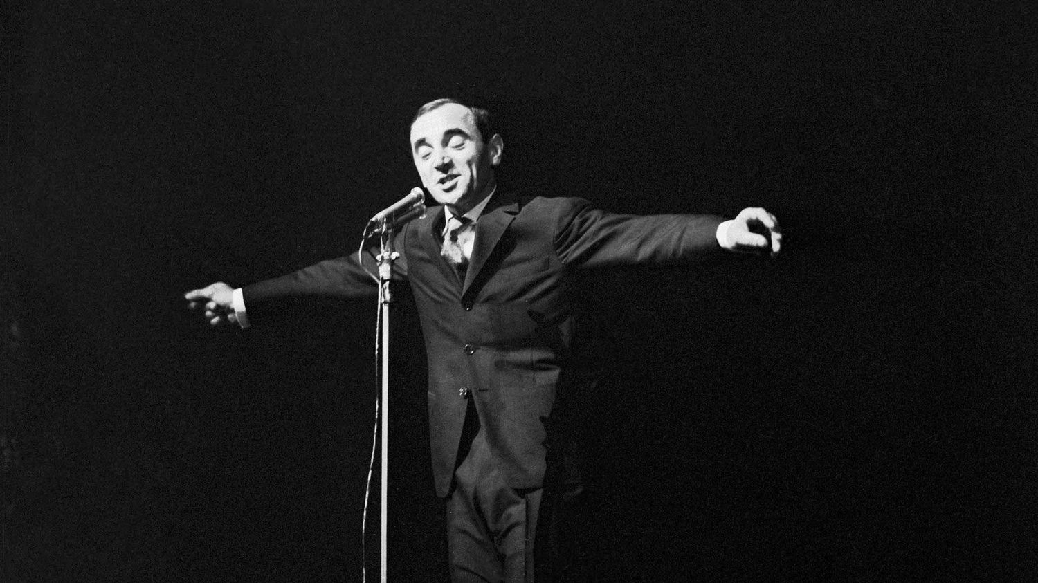 Le jour où la carrière de Charles Aznavour a basculé avec "Je m'voyais déjà"