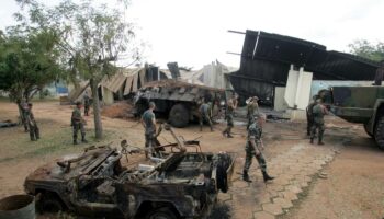 « Bouaké : hautes trahisons d’Etat » : une contre-enquête sur le bombardement des soldats français en Côte d’Ivoire