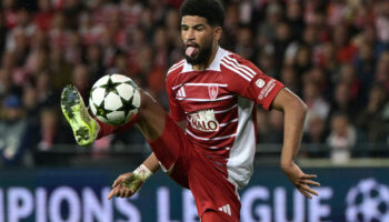 C1: Brest tient tête à Leverkusen et s'accroche au peloton de tête