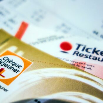 Les tickets-restaurants seront-ils acceptés au supermarché en 2025 ? Le gouvernement y est favorable