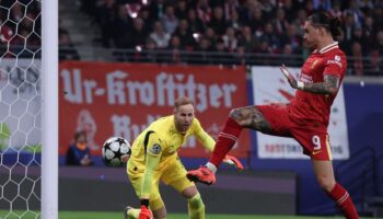 Arne Slot emulates Bill Shankly as Darwin Nunez goal proves decisive in close contest against Leipzig