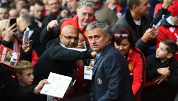 What if Jose Mourinho had succeeded Alex Ferguson in 2013? Manchester United’s alternative history examined