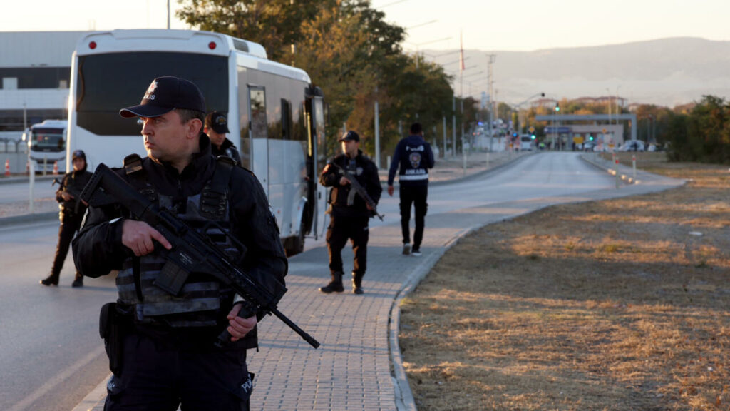 Turquie : frappes contre le PKK au lendemain de l'attentat près d'Ankara