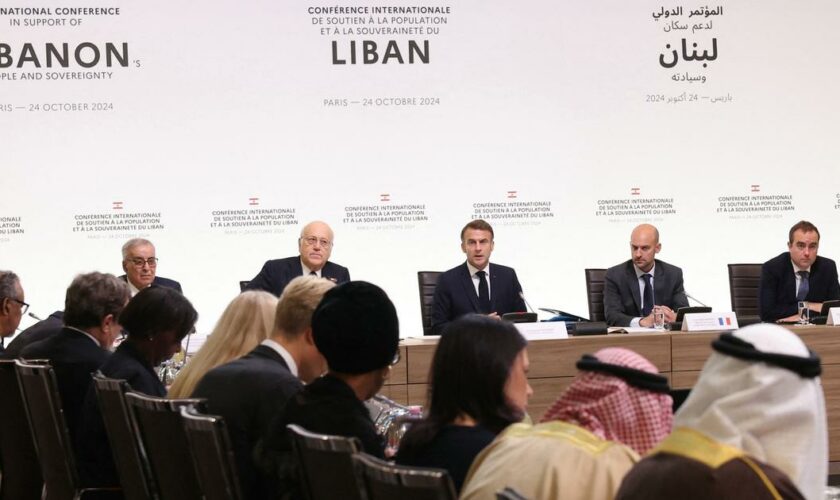 Un milliard de dollars levés à Paris pour soutenir le Liban