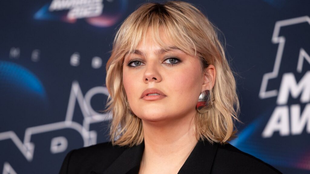 Louane dément les rumeurs sur l’Eurovision 2025, mais ne ferme pas la porte au concours