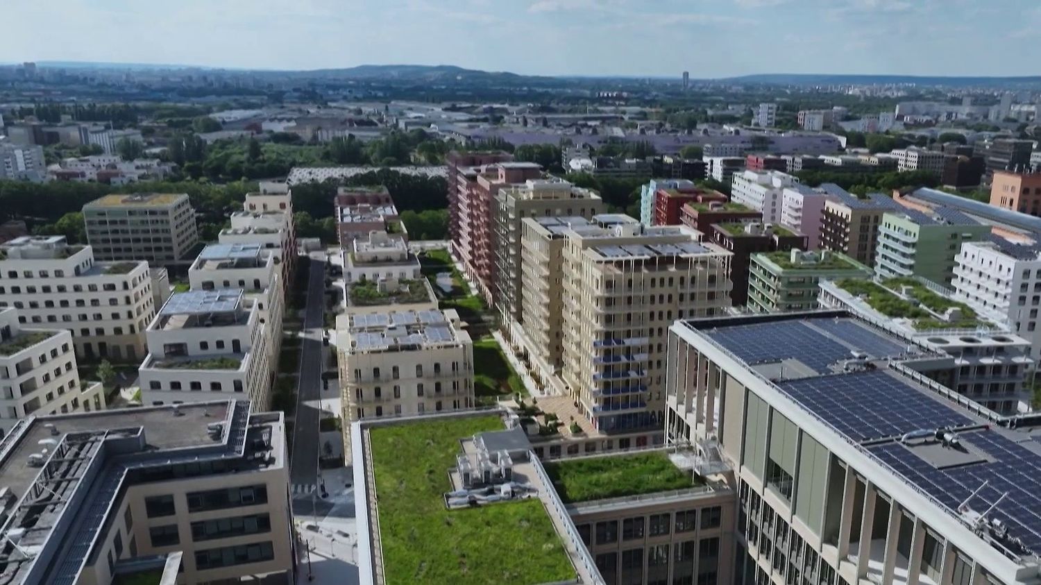 Paris 2024 : à Saint-Denis, le village des athlètes lance sa transformation en quartier résidentiel