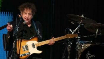 Bob Dylan en concert à Paris ou l’art et la manière de jouer au blind test avec son œuvre