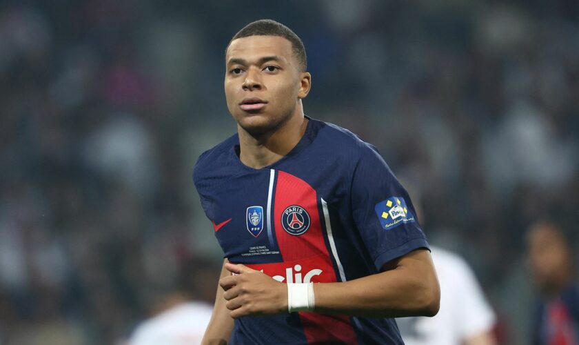 Litige Mbappé-PSG : la Ligue ordonne au club parisien de verser les 55 millions d'euros à son ancien joueur