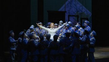 "La Fille du régiment " à l'Opéra Bastille : Julie Fuchs et Lawrence Brownlee irrésistibles en Marie et Tonio